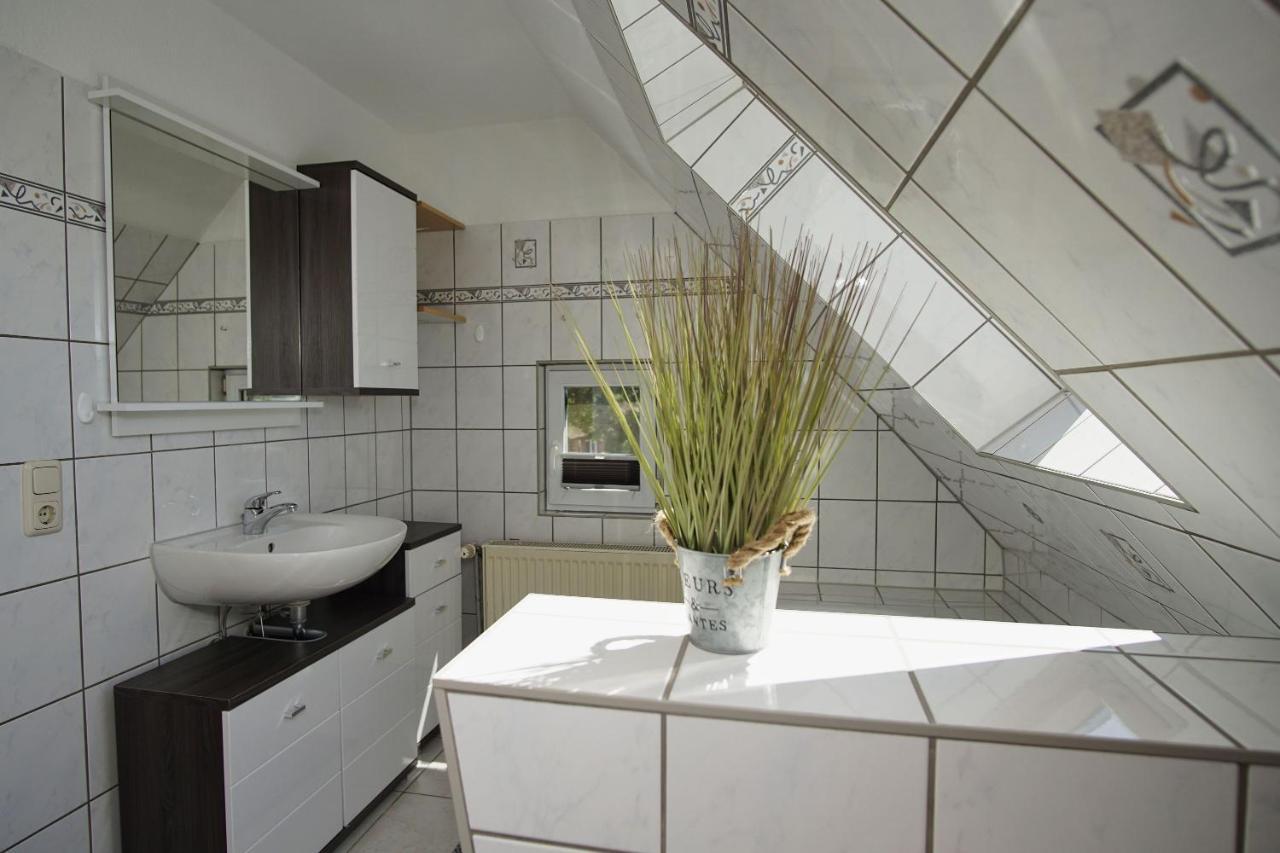 Westphal'S Ferienwohnung Groß Zicker Dış mekan fotoğraf