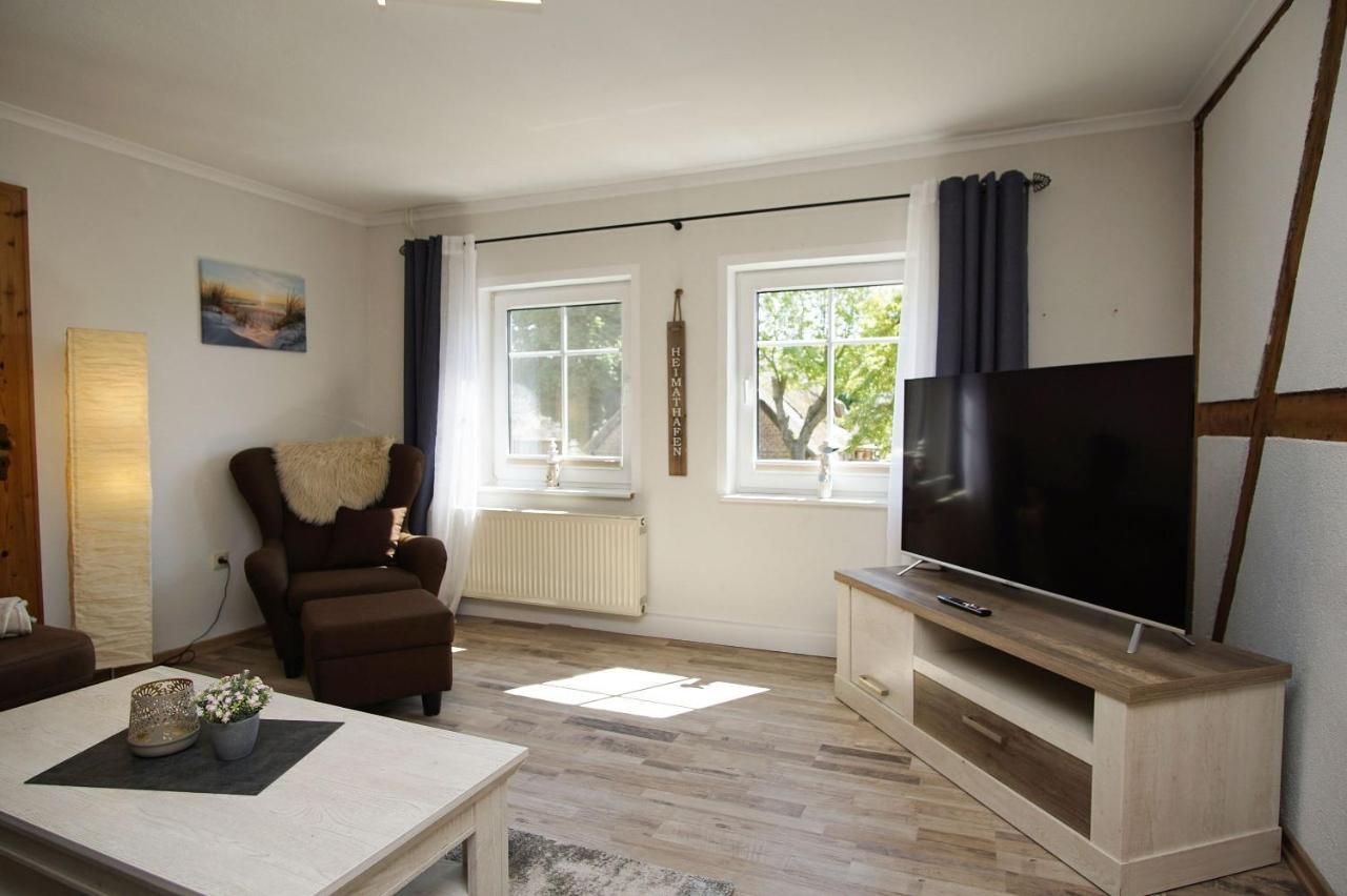 Westphal'S Ferienwohnung Groß Zicker Dış mekan fotoğraf