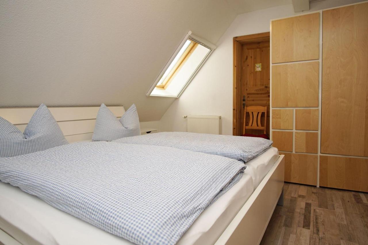 Westphal'S Ferienwohnung Groß Zicker Dış mekan fotoğraf