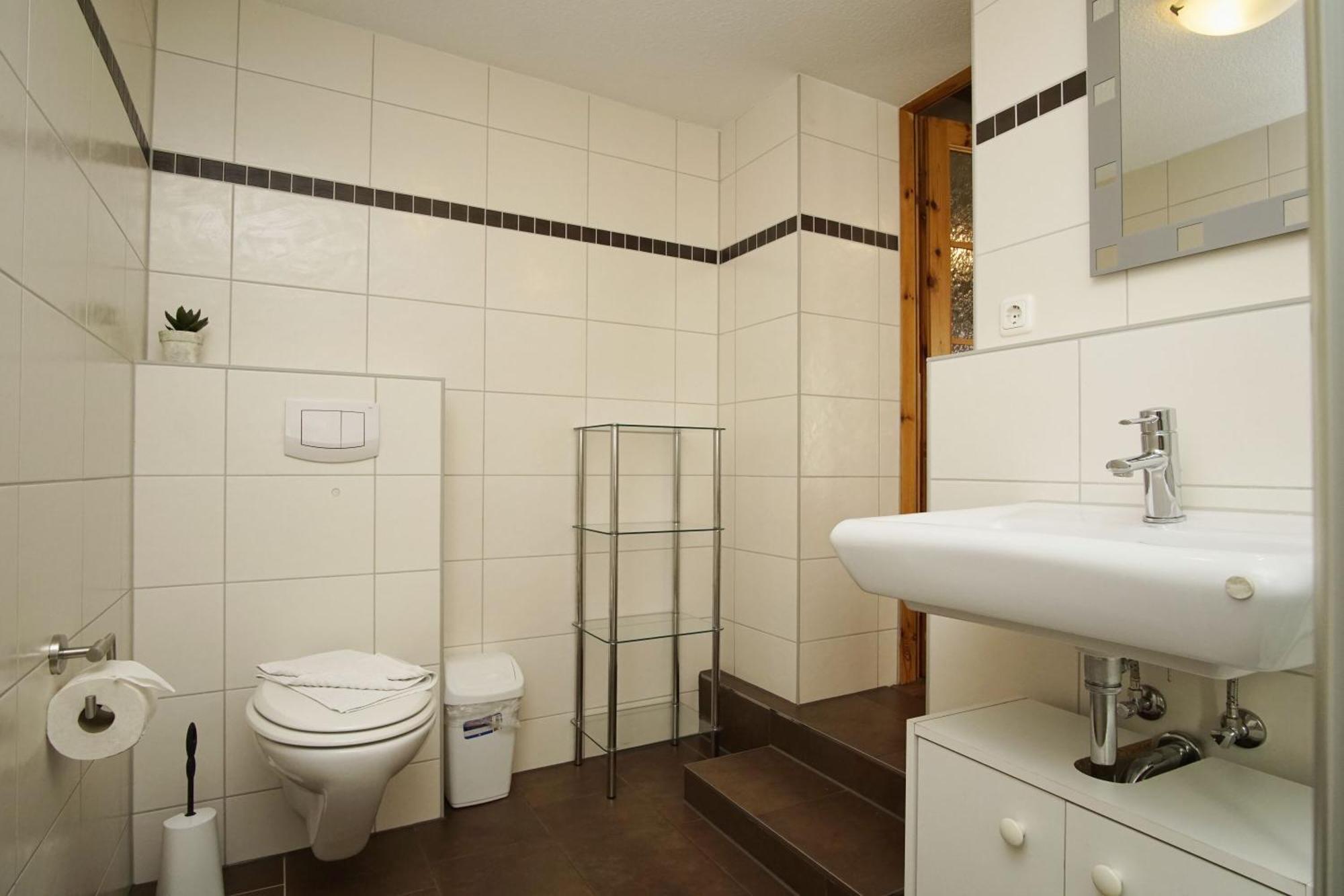 Westphal'S Ferienwohnung Groß Zicker Dış mekan fotoğraf