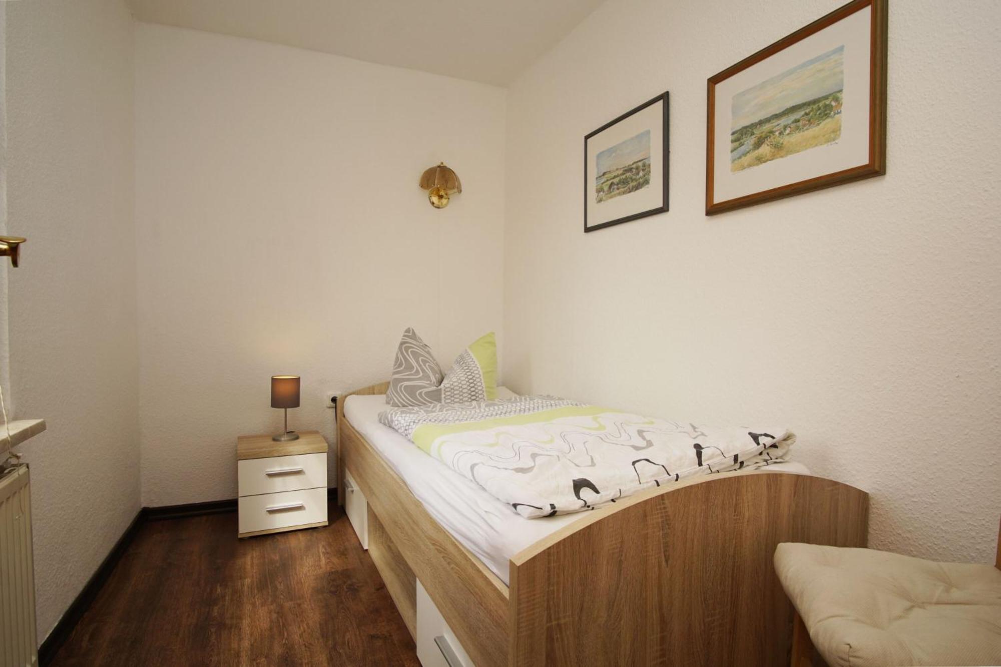 Westphal'S Ferienwohnung Groß Zicker Dış mekan fotoğraf